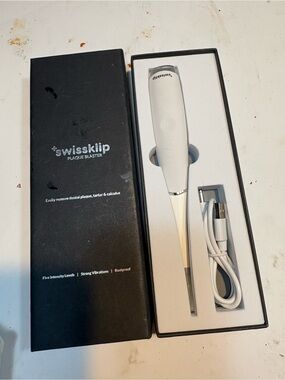 Swissklip Plaque Blaster for removing tartar and plaque